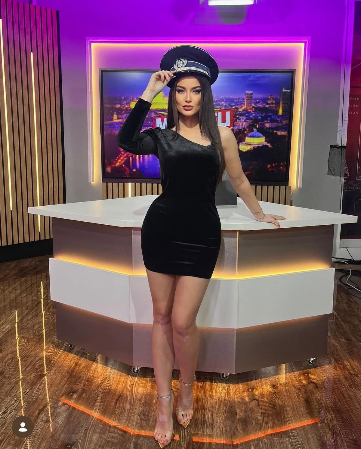 Рокля DIVA367